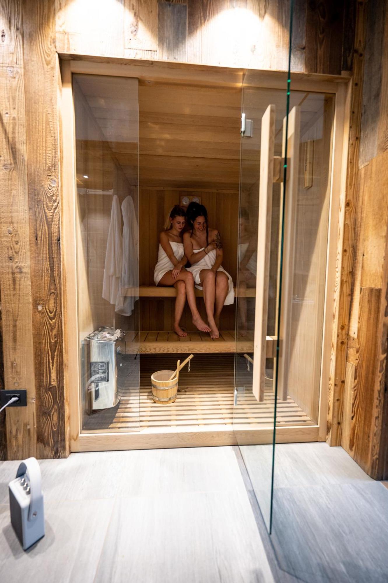 Hotel Piccolo Tibet Livigno Kültér fotó